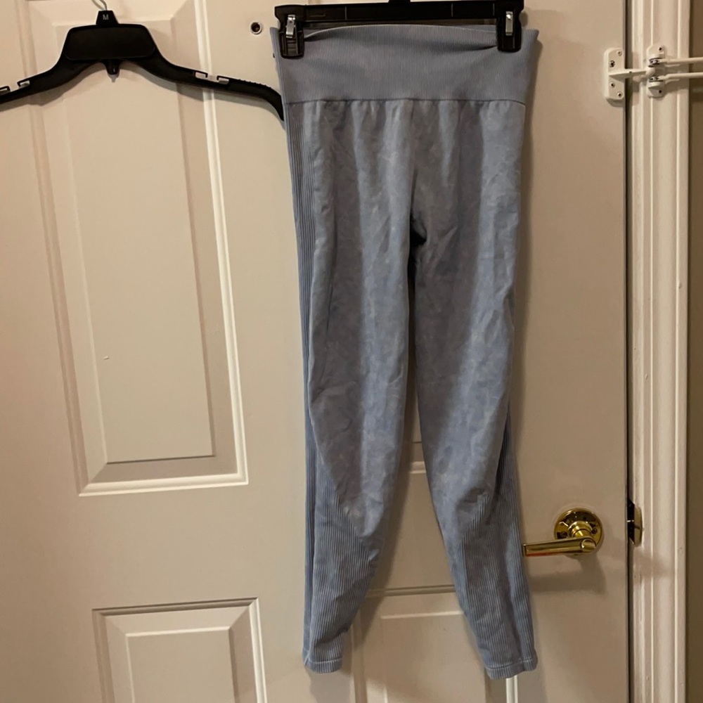 Blue Victoria’s Secret Pink Workout Legging